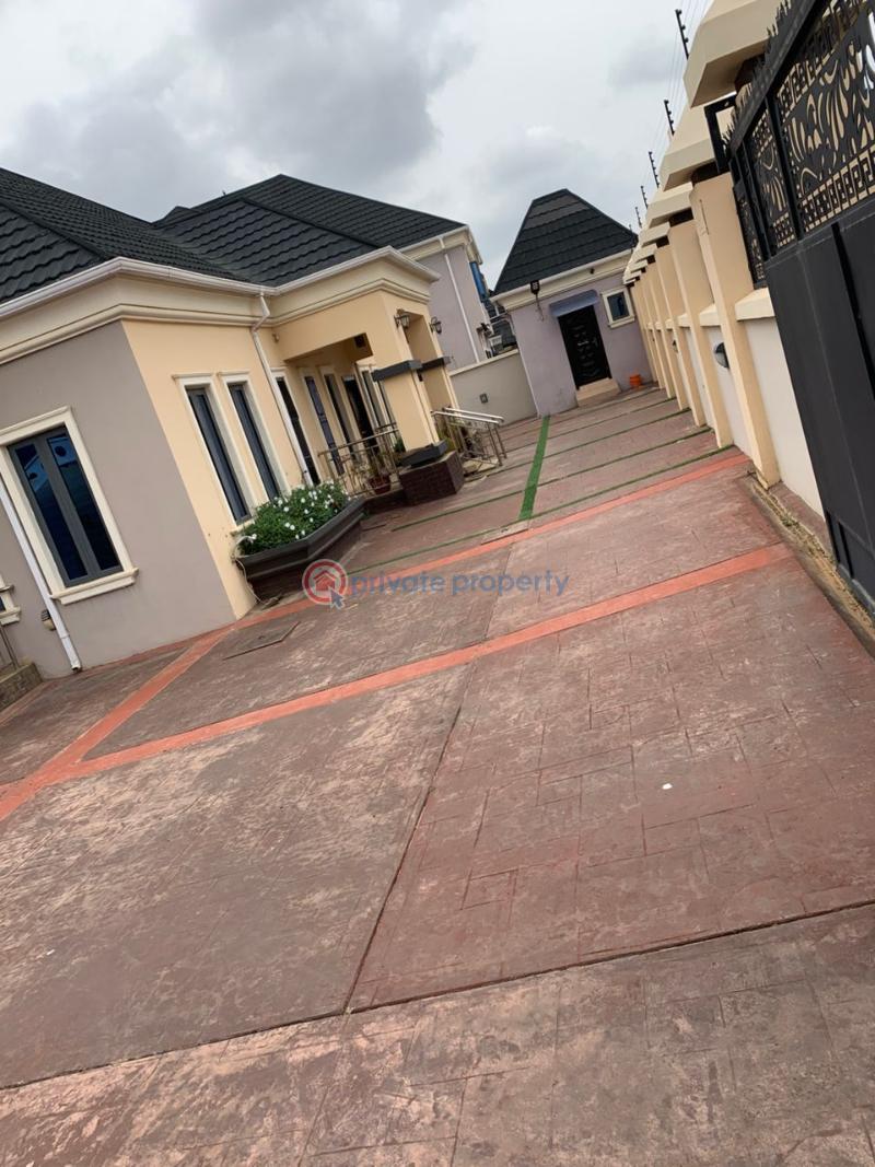 4 bedroom Bungalow For Sale Ore Ofe Estate Beside Heritage Estate Akala Express Ibadan Oyo - 6
