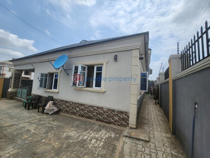 4 bedroom Bungalow For Sale Moberi Idishin Ajinde Via Ire Akari Estate Akala Express Ibadan Oyo - 6