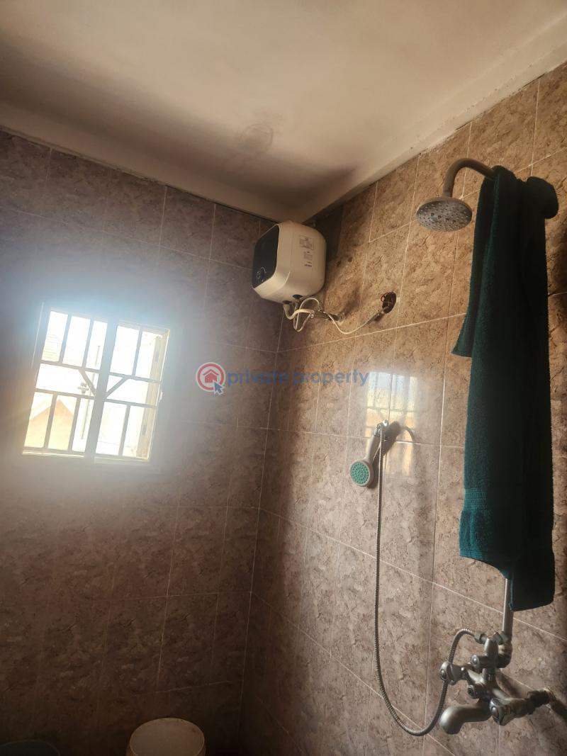 4 bedroom Bungalow For Sale Moberi Idishin Ajinde Via Ire Akari Estate Akala Express Ibadan Oyo - 0