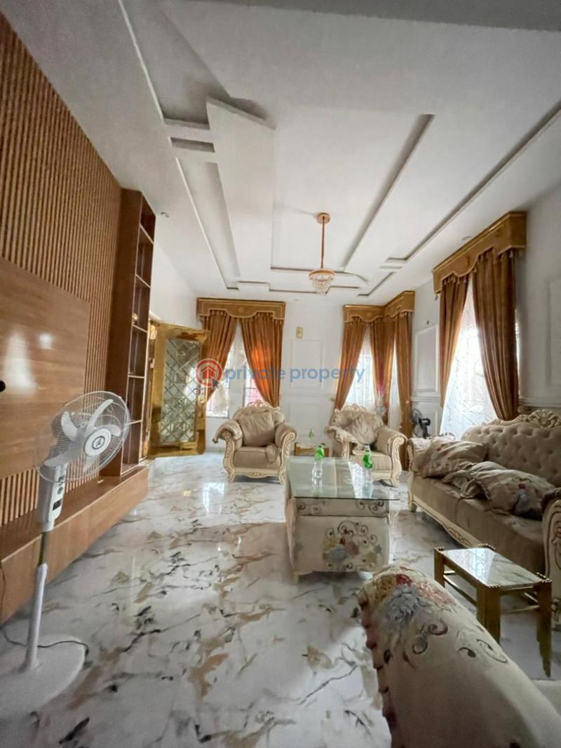 5 bedroom Bungalow For Sale Eliokpokwudu Rupkpokwu Port Harcourt Rivers - 1