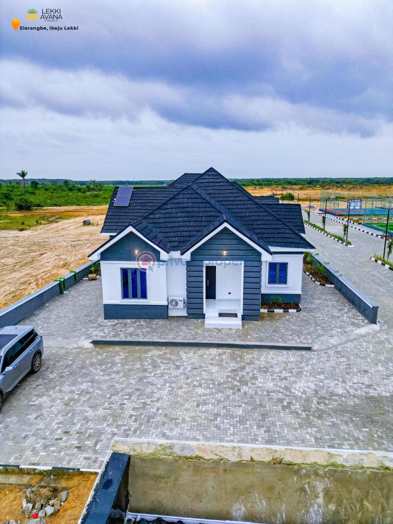 4bedroom bungalow with swimming pool - 4 4 bedroom Bungalow For Sale Elerangbe Eleran Igbe Ibeju-Lekki Lagos - 4