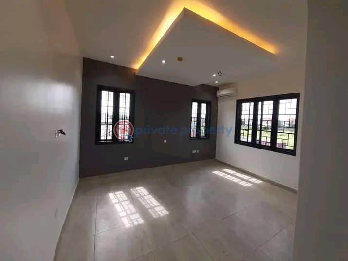 4bedroom detached duplex with pool and well maintained garden on plot of land measured 1040sqm - 1 4 bedroom Detached Duplex For Sale Nicon Town Lekki Ikate Elegushi Lekki Lagos - 1