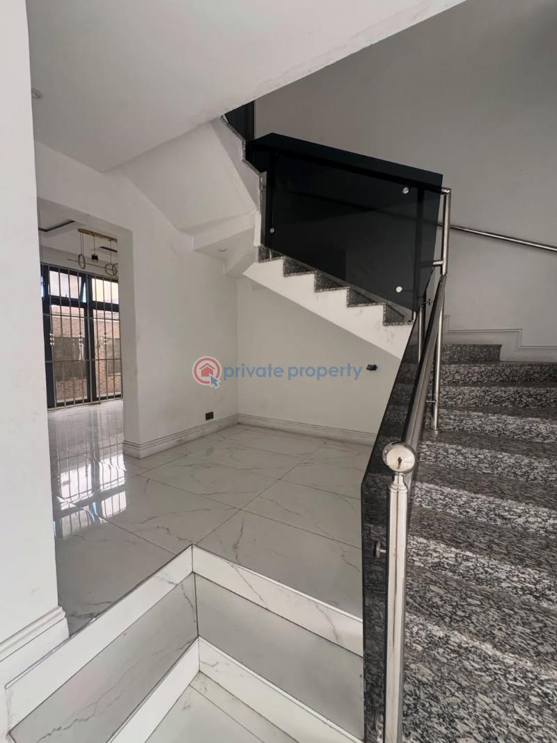 4 bedroom Detached Duplex For Sale East West Road Port Harcourt Rivers - 8