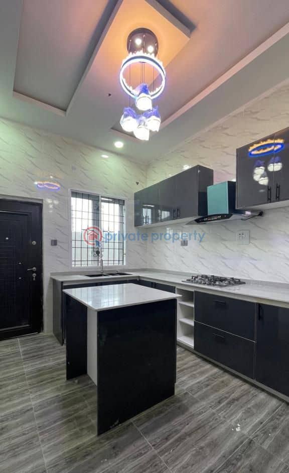 4 bedroom Maisonette For Sale Ogidan Lbs Sangotedo Ajah Lagos - 5