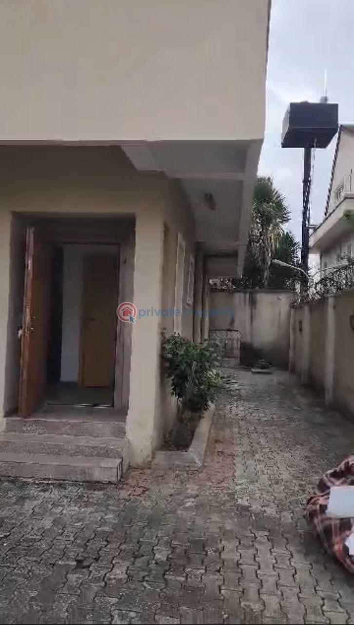 4 bedroom House For Rent Maryland Crescent Maryland Lagos - 6