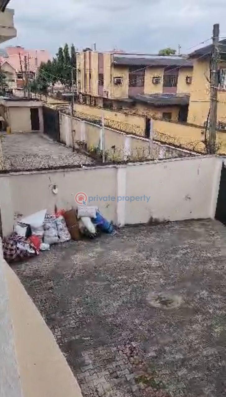 4 bedroom House For Rent Maryland Crescent Maryland Lagos - 4