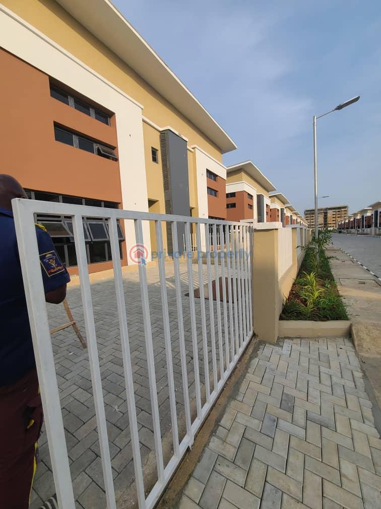 4 bedroom Detached Duplex For Sale Ogudu GRA Ojota Lagos - 5
