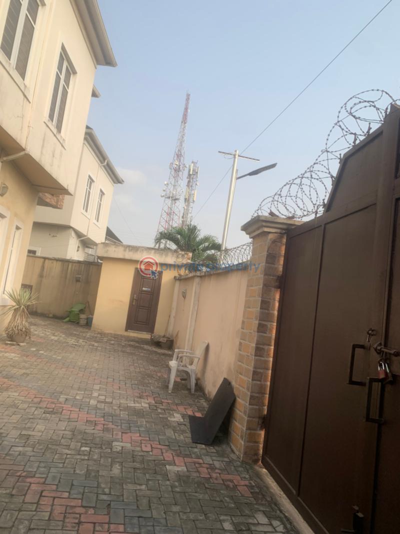 4 bedroom Detached Duplex For Sale Longe Street Agidinbgi Ikeja Lagos - 5