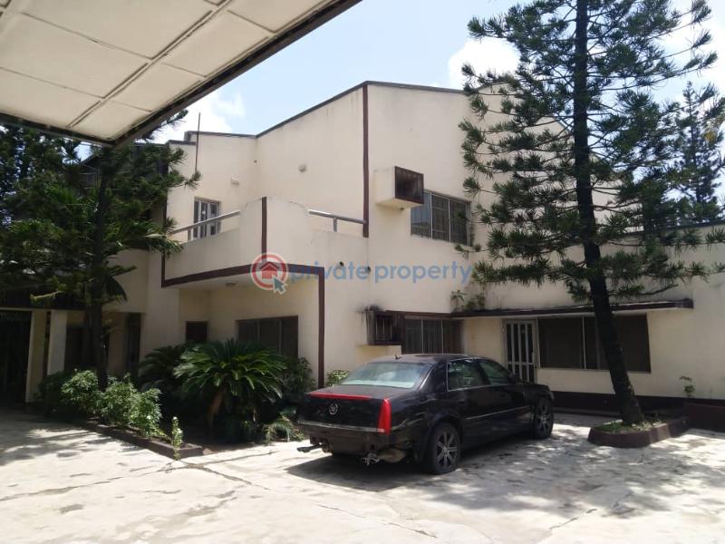 4 bedroom Detached Duplex For Sale 2nd Avenue Festac Amuwo Odofin Lagos - 4