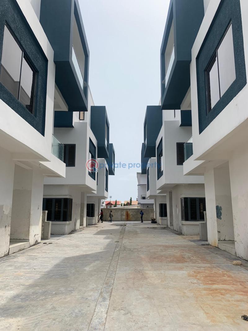 4 bedroom Detached Duplex For Sale Chevron Drive Lekki Lagos - 0