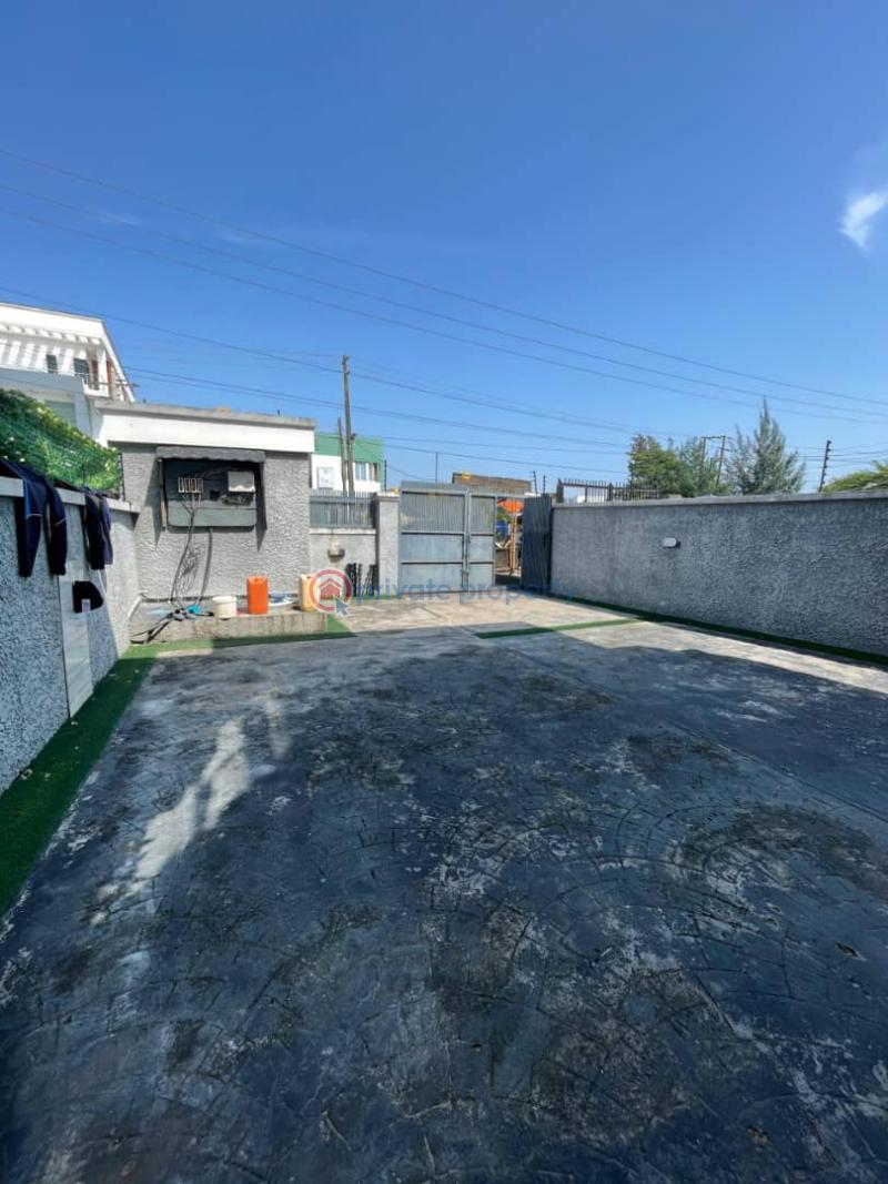 4 bedroom Detached Duplex For Sale Estate Ikota Lekki Lagos - 0