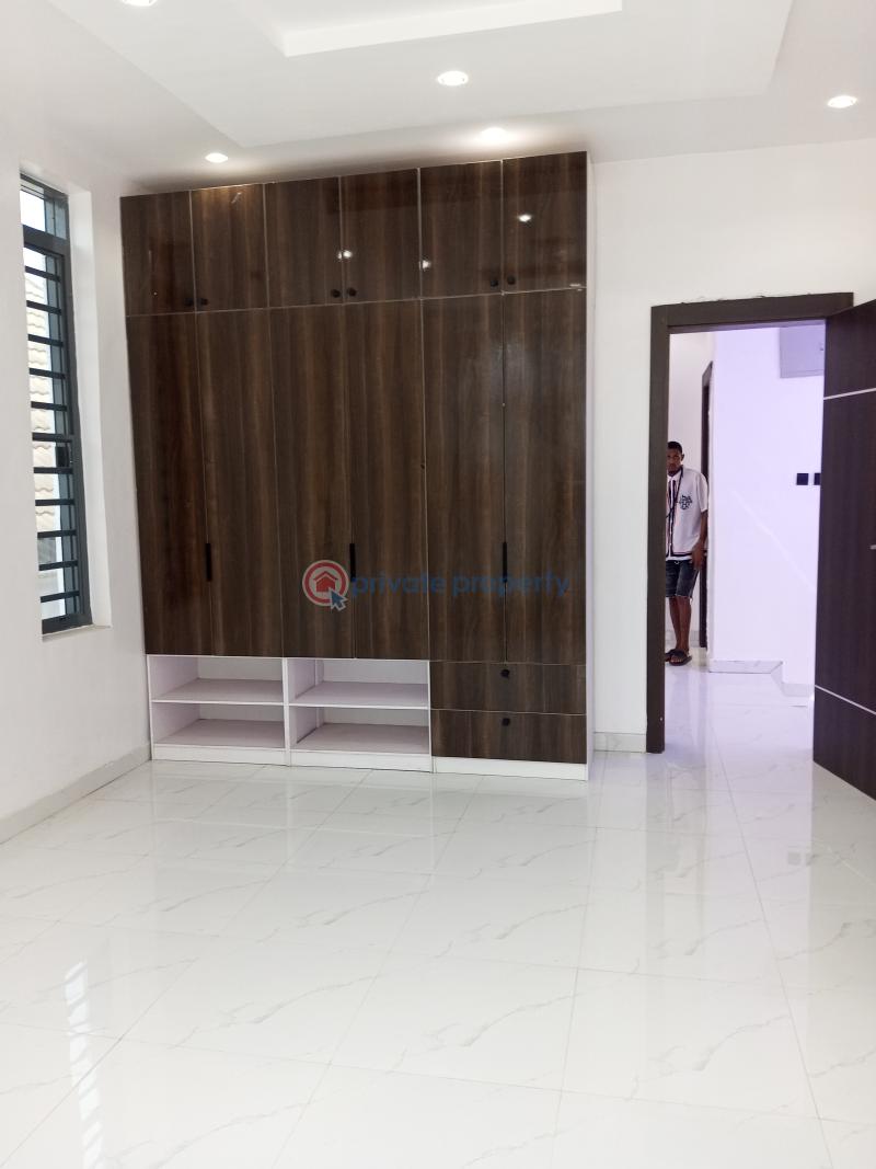 4 bedroom Detached Duplex For Sale Estate Fagba Agege Lagos - 3