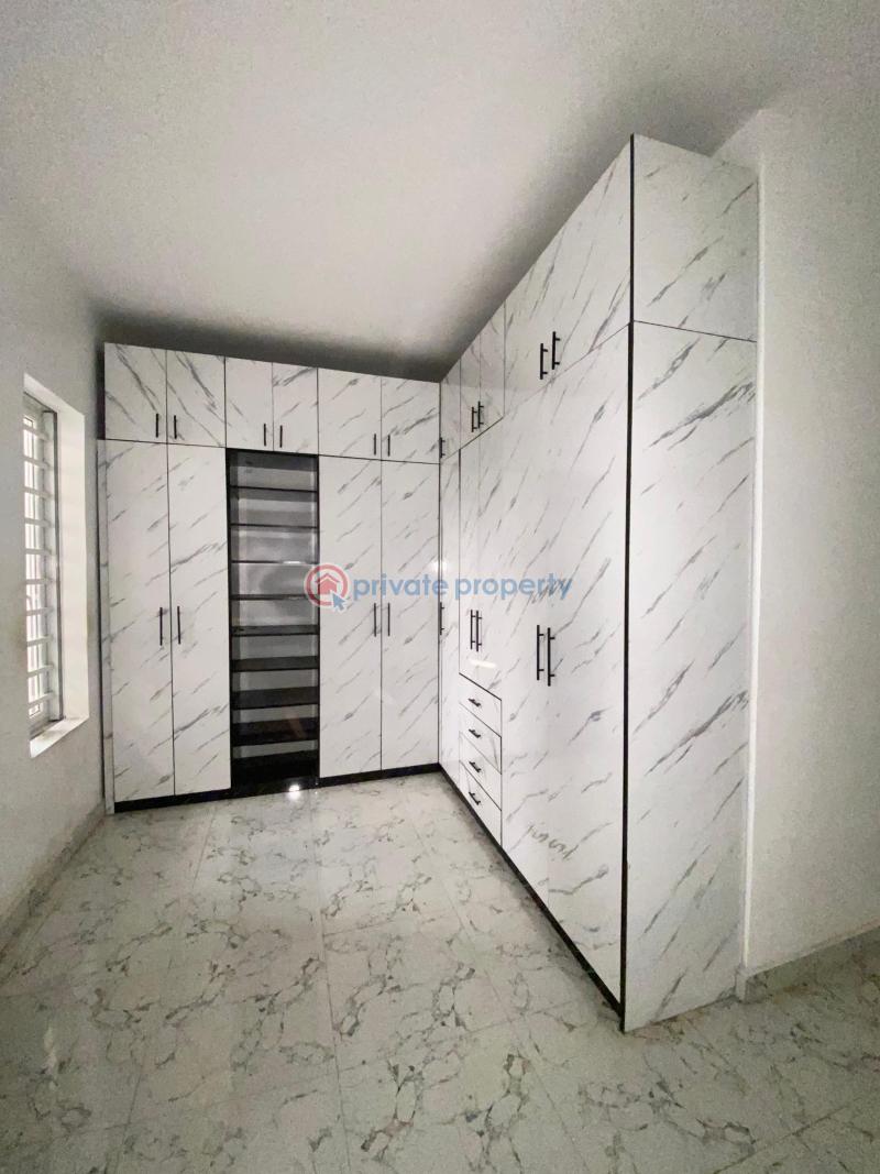 4 bedroom Detached Duplex For Rent Ikota Lekki Lagos - 13