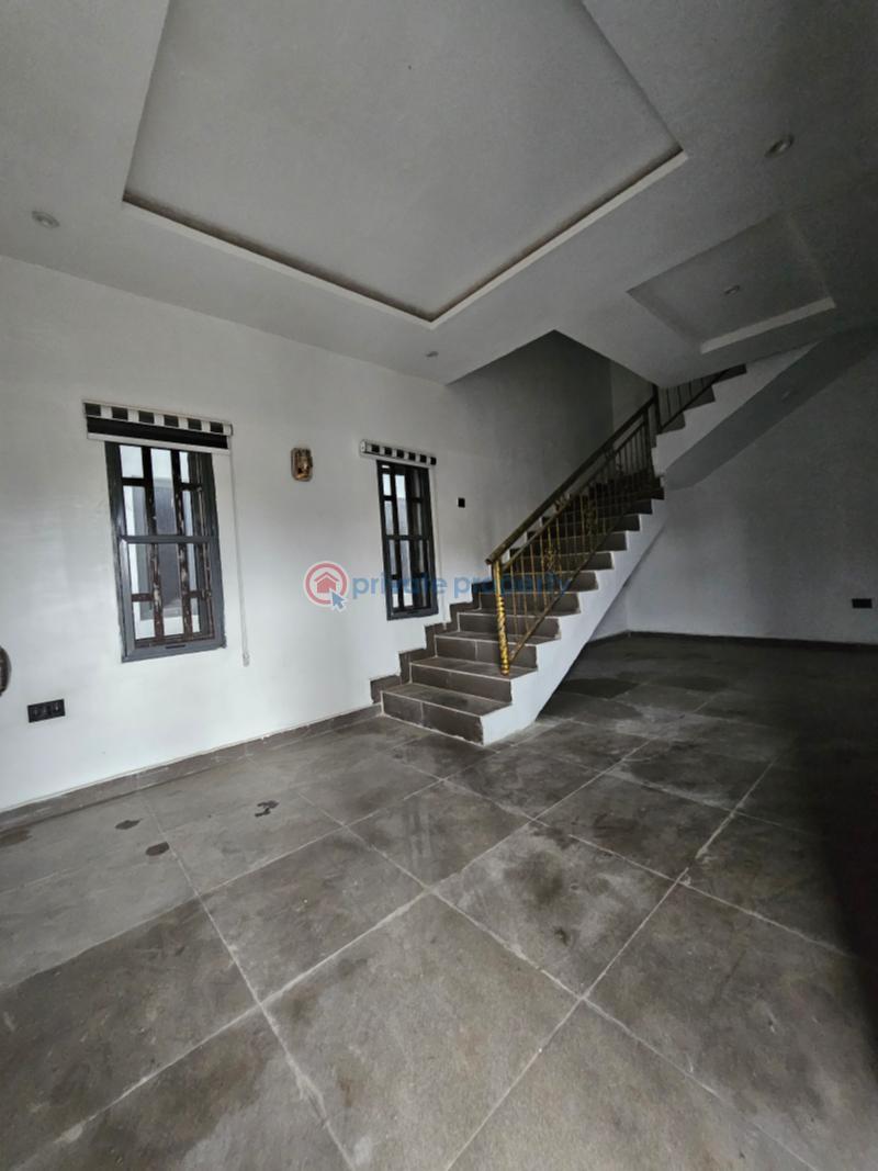 4 bedroom Detached Duplex For Sale Opposite Astro Halls Event Center Eliozu Port Harcourt Rivers - 3