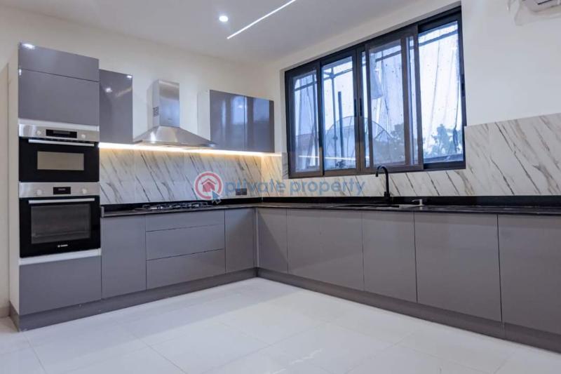 4bedroom maisonette - 7 4 bedroom Maisonette For Sale 37, Ikoyi Crescent Governor's Lodge,gerald Road, Ikoyi Lagos. Ikoyi Lagos - 7