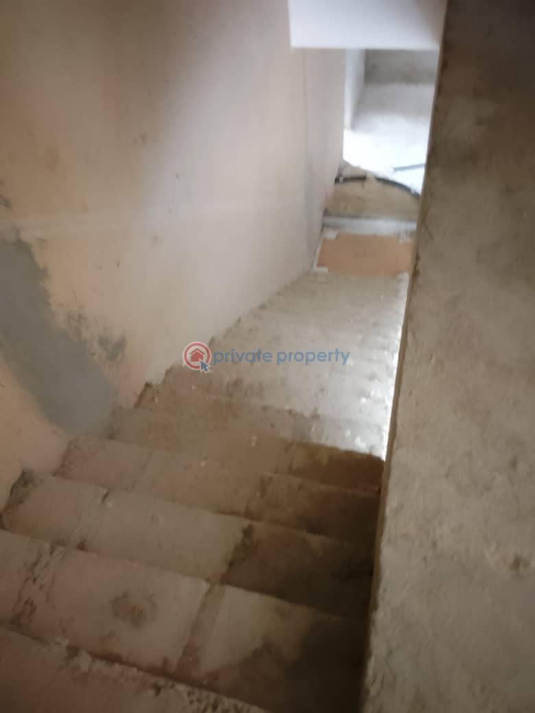 4 bedroom Maisonette For Sale Strategically Located ,within The Prime Of Old Ikoyi Lagos. Old Ikoyi Lagos - 9