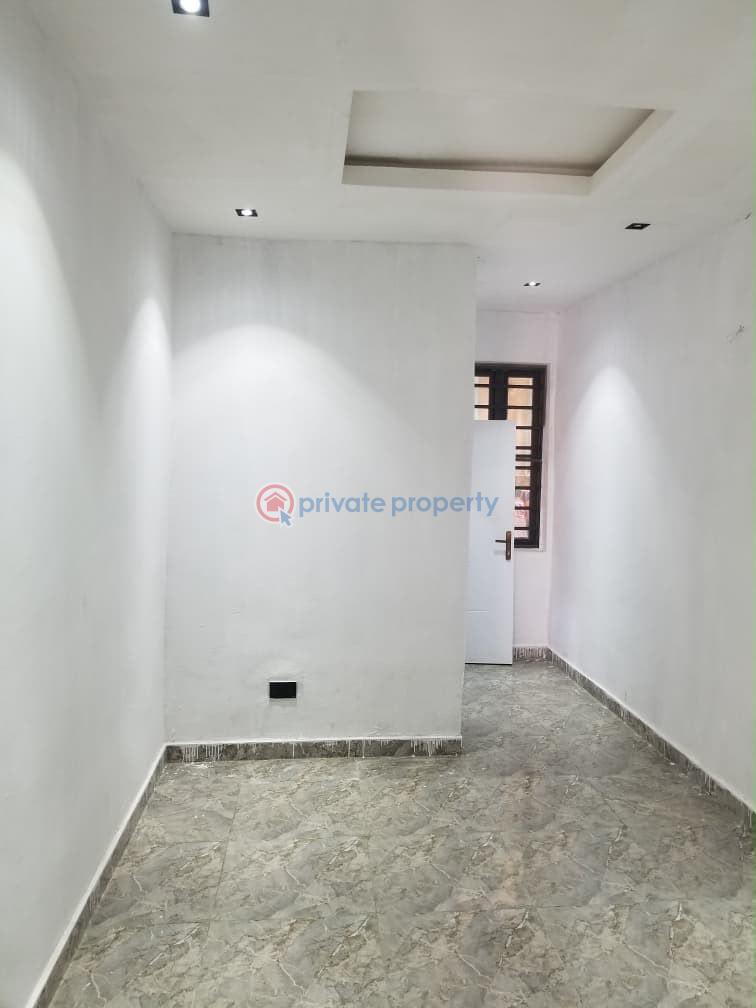 4 bedroom Flat & Apartment For Sale Ikorodu Lagos - 1