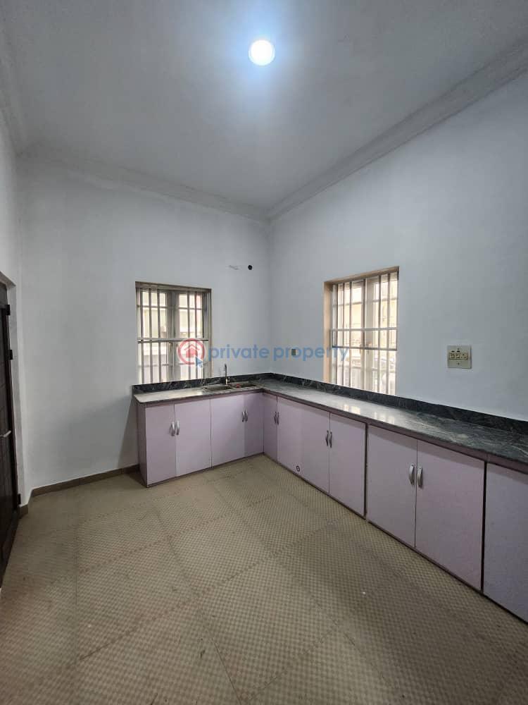 4 bedroom Detached Duplex For Rent Along Lekki Expressway Lagos - 2