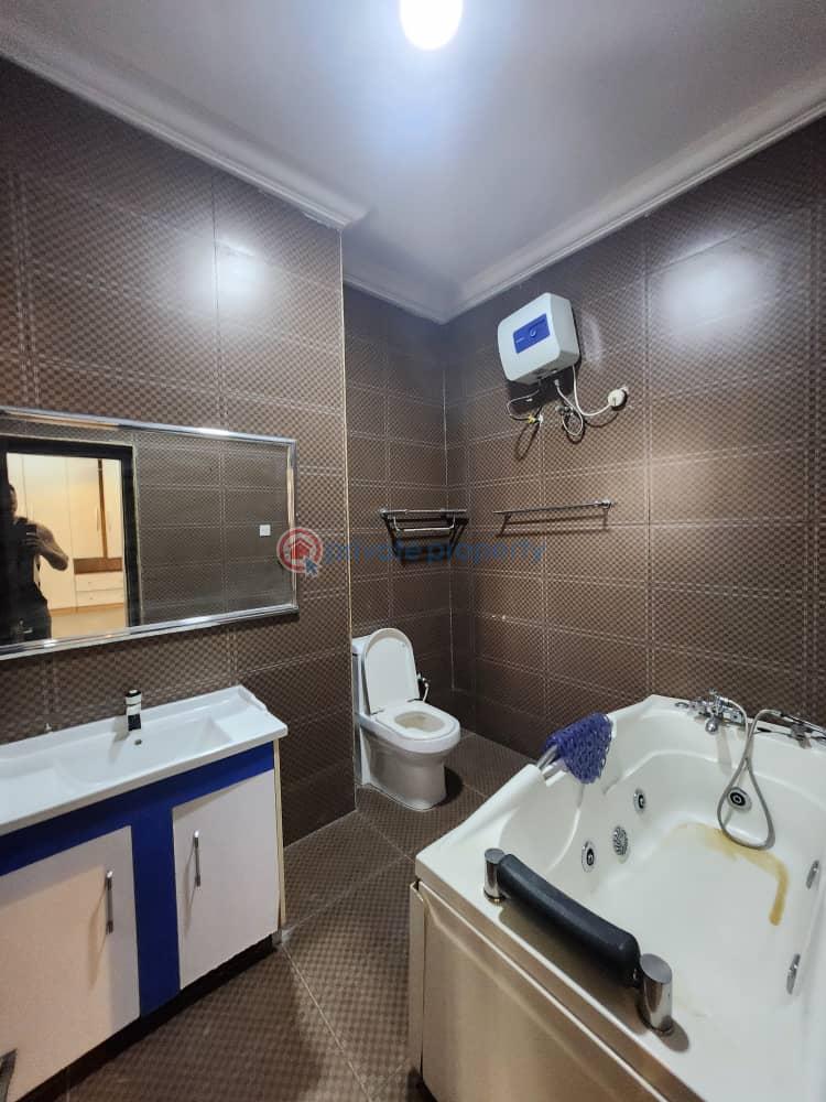 4 bedroom Detached Duplex For Rent Along Lekki Expressway Lagos - 8