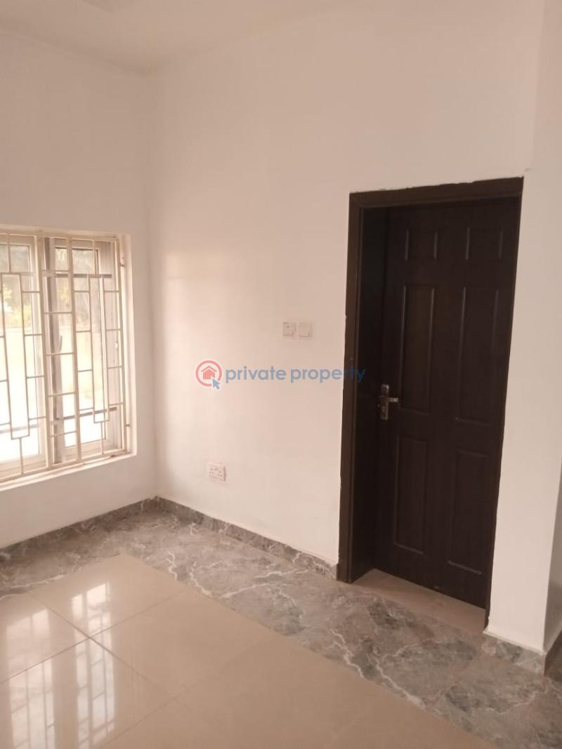 4 bedroom Semi detached Bungalow For Sale Wuse. Zone 1-7 Abuja Phase 1  - 1