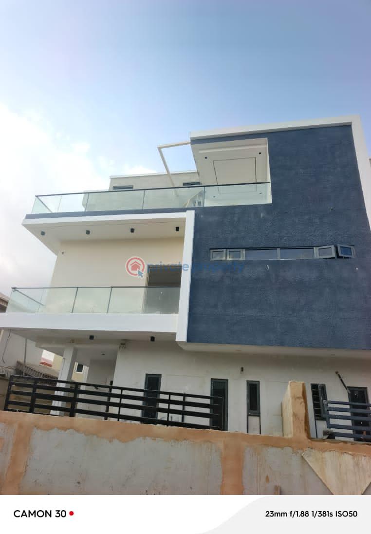 4 bedroom Semi detached Duplex For Sale Estate Magodo GRA Phase 1 Ojodu Lagos - 0