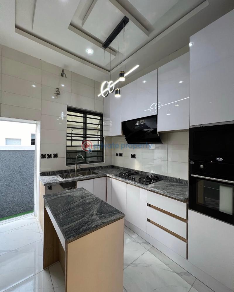 4 bedroom Semi detached Duplex For Rent Ikota Lekki Lagos - 4