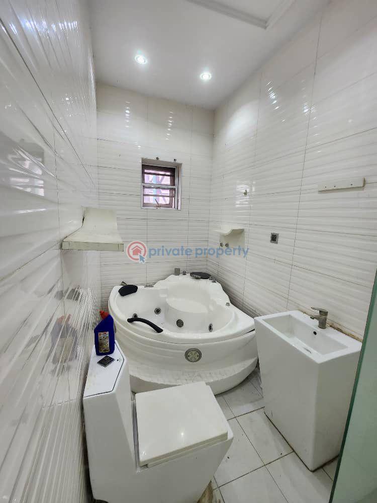 4 bedroom Semi detached Duplex For Sale Bera Estate Chevron Drive Lekki Lagos - 6