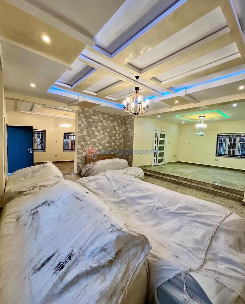 4 bedroom Duplex For Sale Guzape Abuja Phase 1  - 3