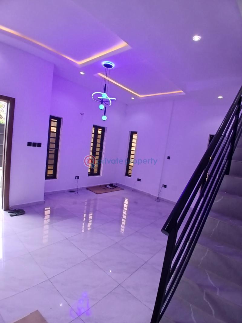 4 bedroom Semi detached Duplex For Sale Ogudu Gra Phase2 Ogudu GRA Lagos - 1