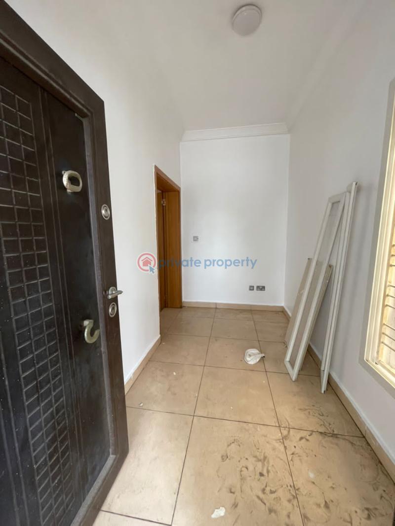 4 bedroom House For Rent Pinnock Beach Estate Osapa Lekki Lagos - 10