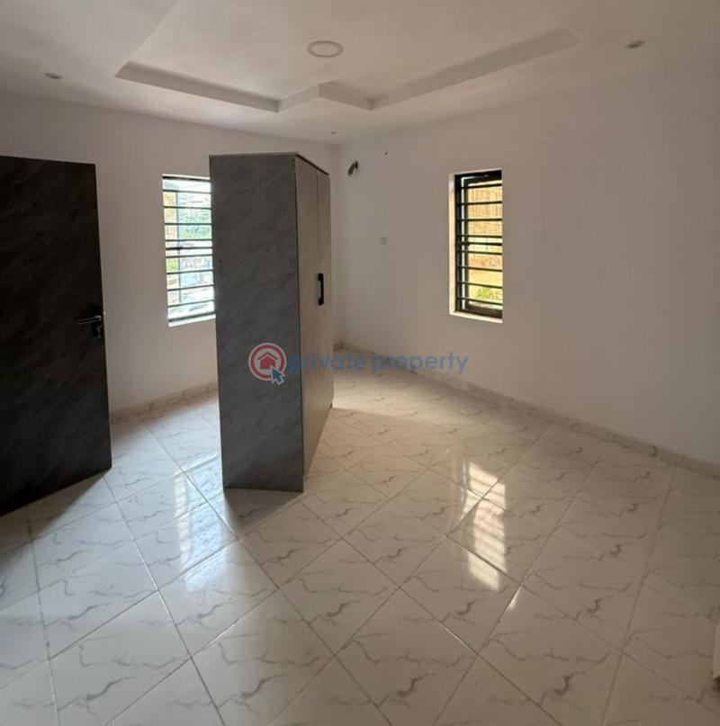 4 bedroom Semi detached Duplex For Sale Estate Magodo GRA Phase 1 Ojodu Lagos - 1