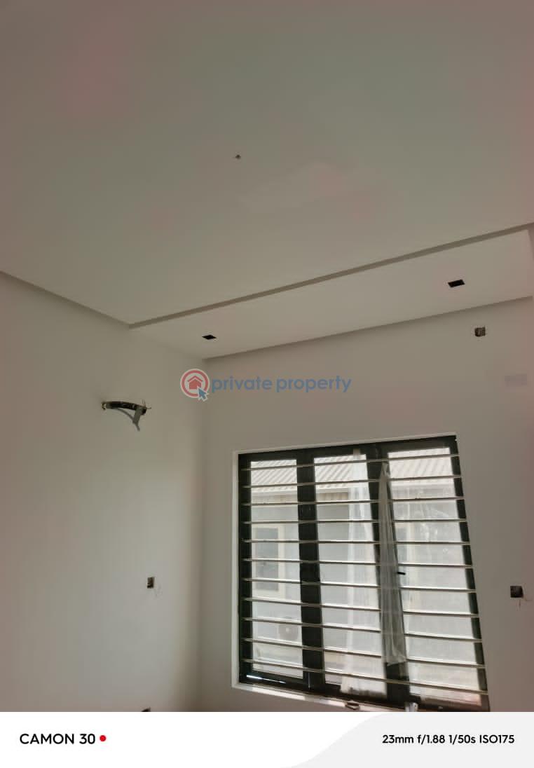 4 bedroom Semi detached Duplex For Sale Estate Magodo GRA Phase 1 Ojodu Lagos - 2