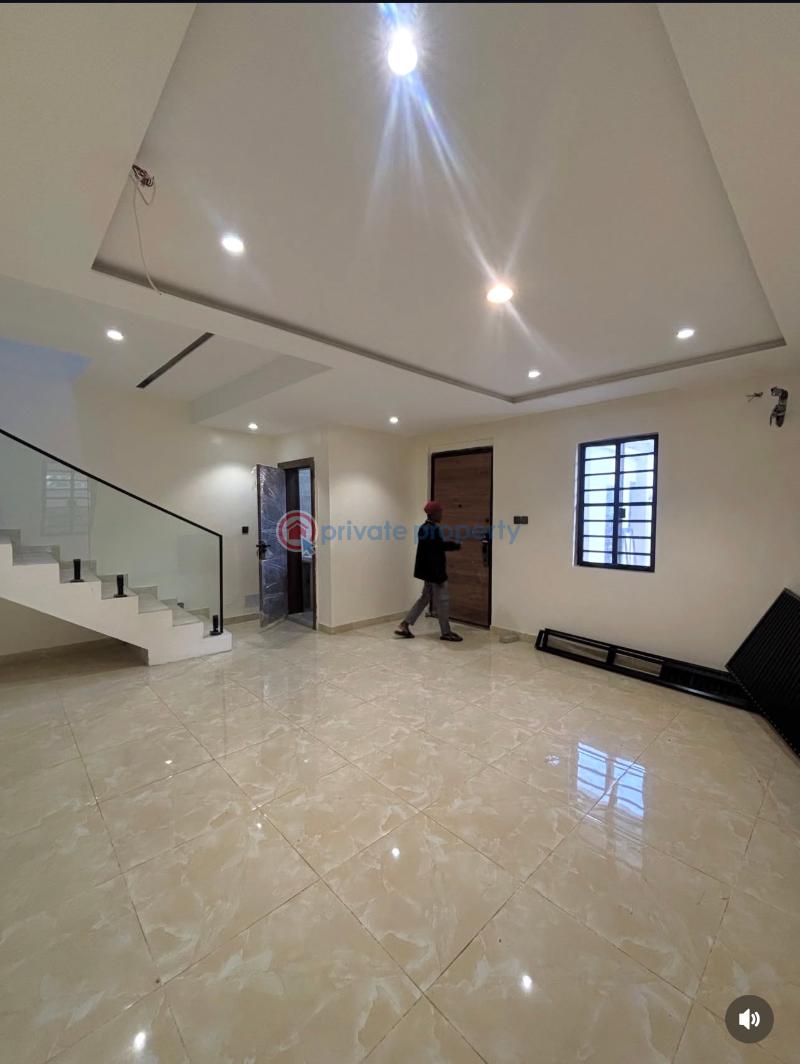 4 bedroom Semi detached Duplex For Rent Ologolo Lekki Lagos - 2