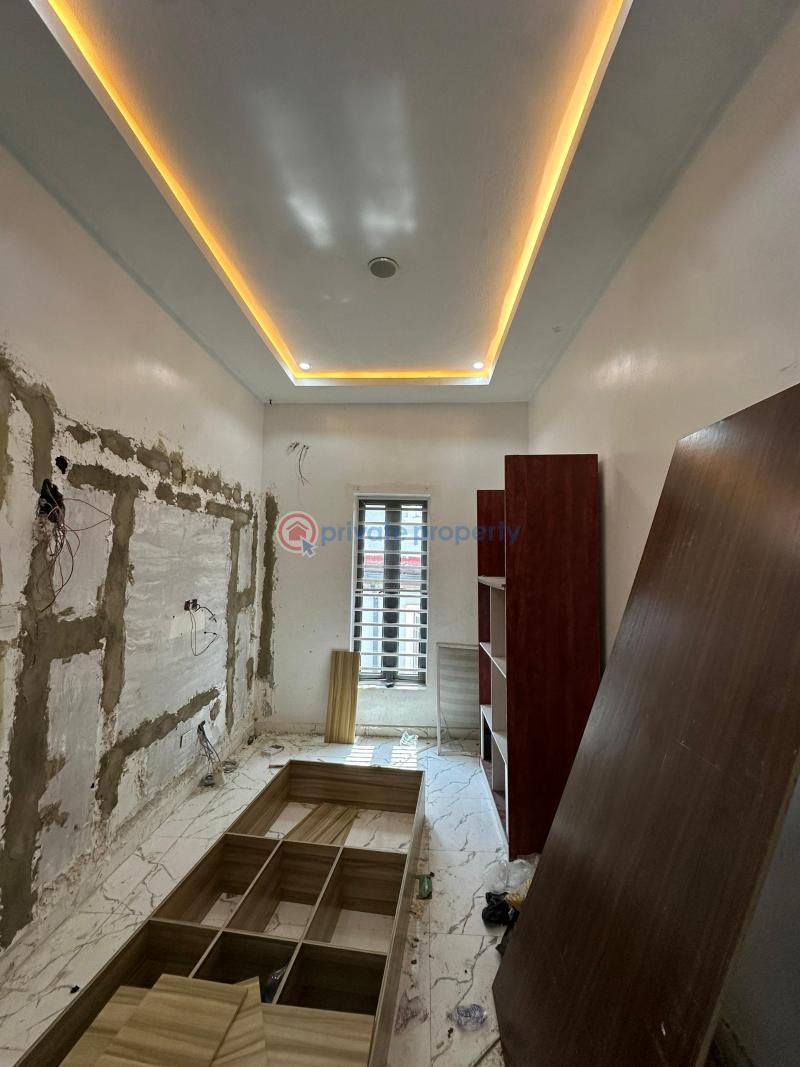 4 bedroom Semi detached Duplex For Rent Ikota Lekki Lagos - 10