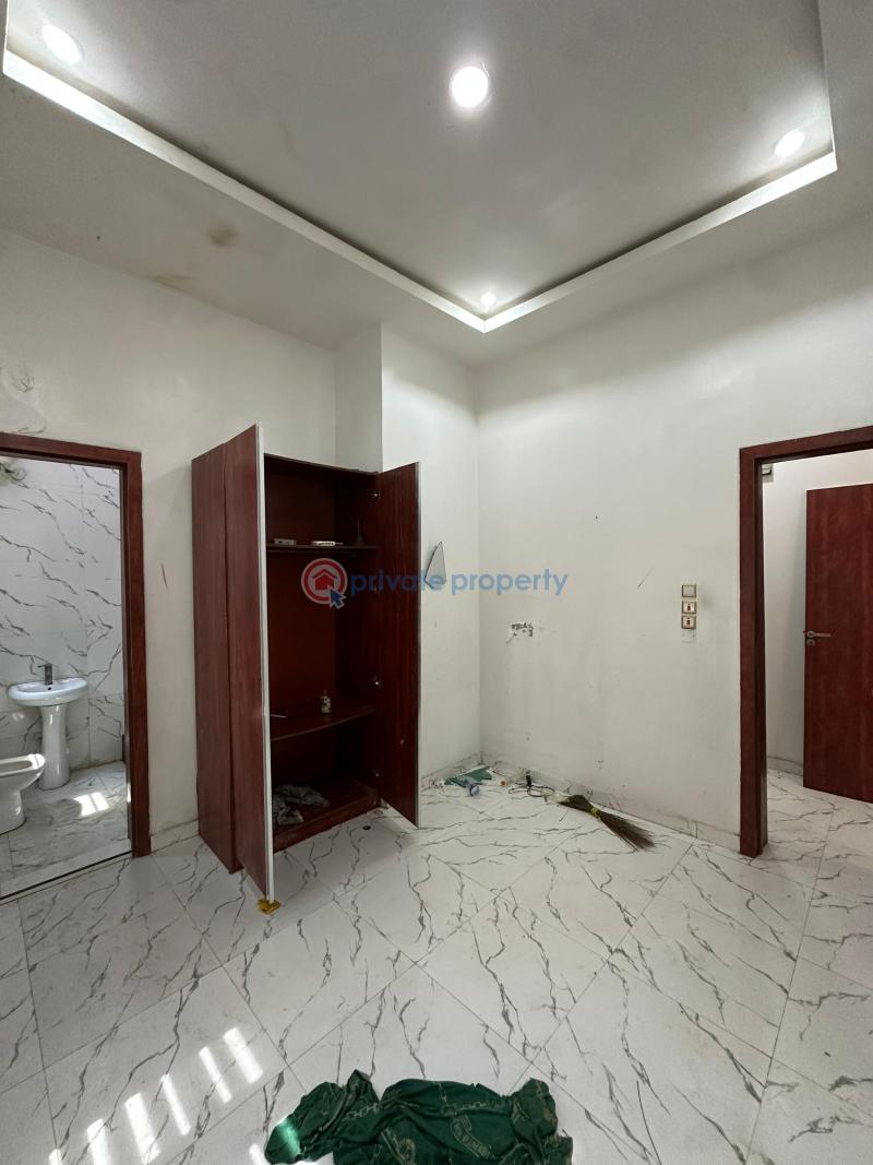 4 bedroom Semi detached Duplex For Rent Ikota Lekki Lagos - 5