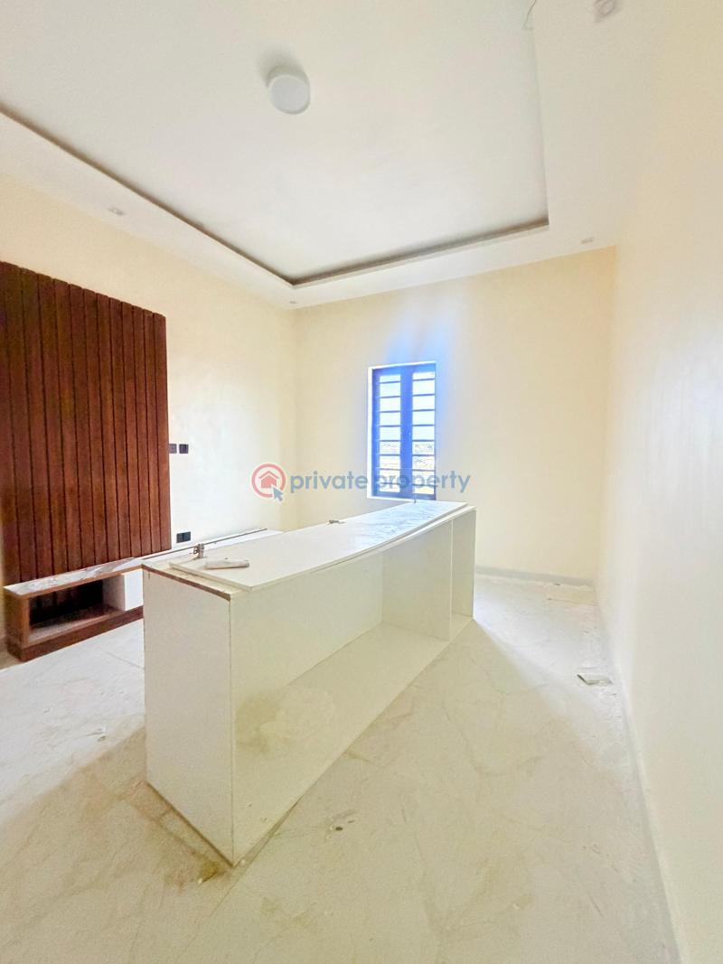4 bedroom Semi detached Duplex For Sale LSDPC Maryland Estate Lagos - 1