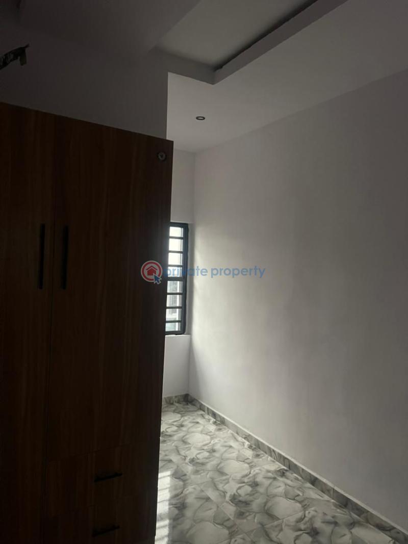 House For Rent At Kolapo Ishola Gra, Off General Gas, Akobo Ibadan. Akobo Ibadan Oyo - 5