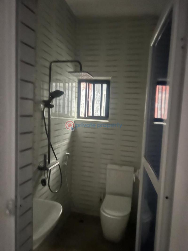 House For Rent At Kolapo Ishola Gra, Off General Gas, Akobo Ibadan. Akobo Ibadan Oyo - 9