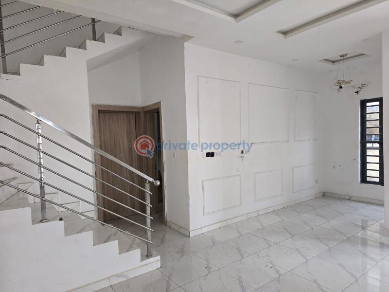 4 bedroom Semi detached Duplex For Rent Chevy Drive Estate, Chevron Lagos Island  - 3