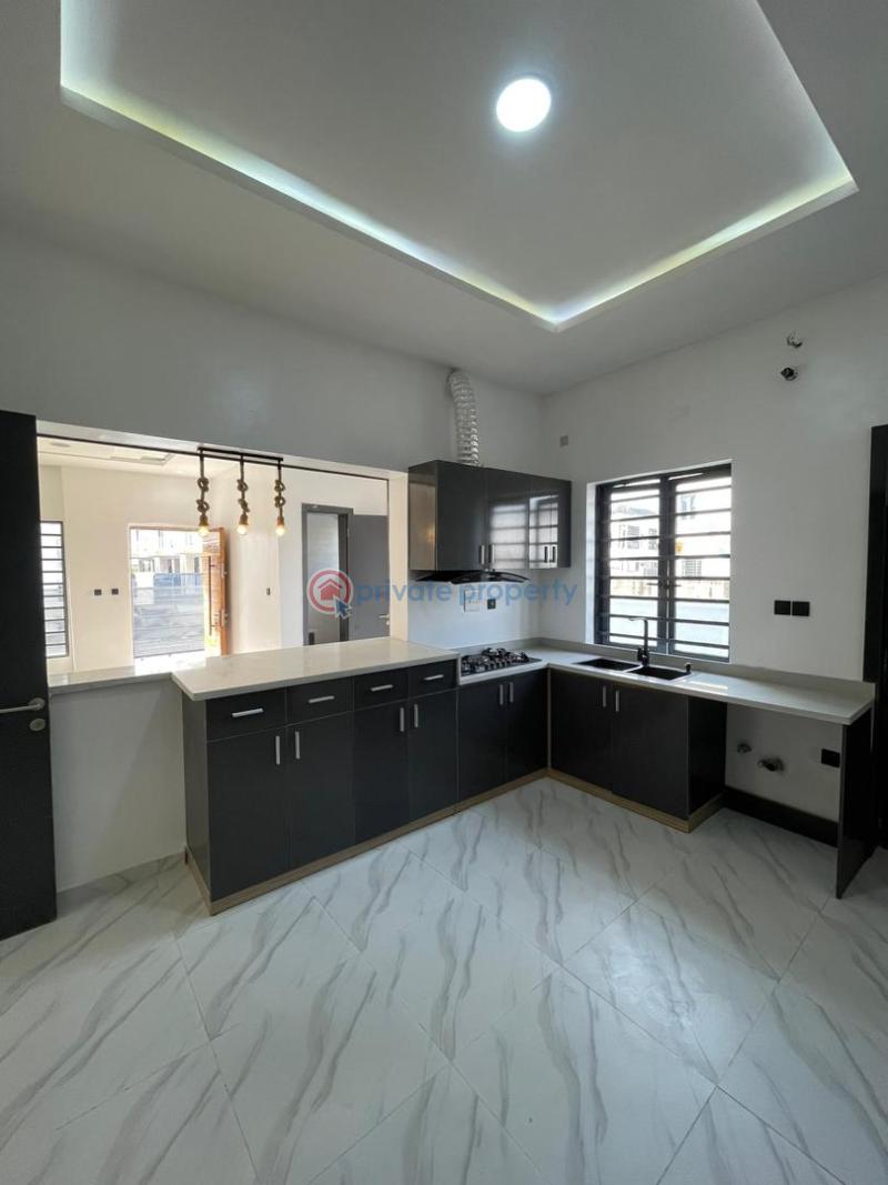 4 bedroom Semi detached Duplex For Rent Ikota Gra Ikota Lekki Lagos - 3
