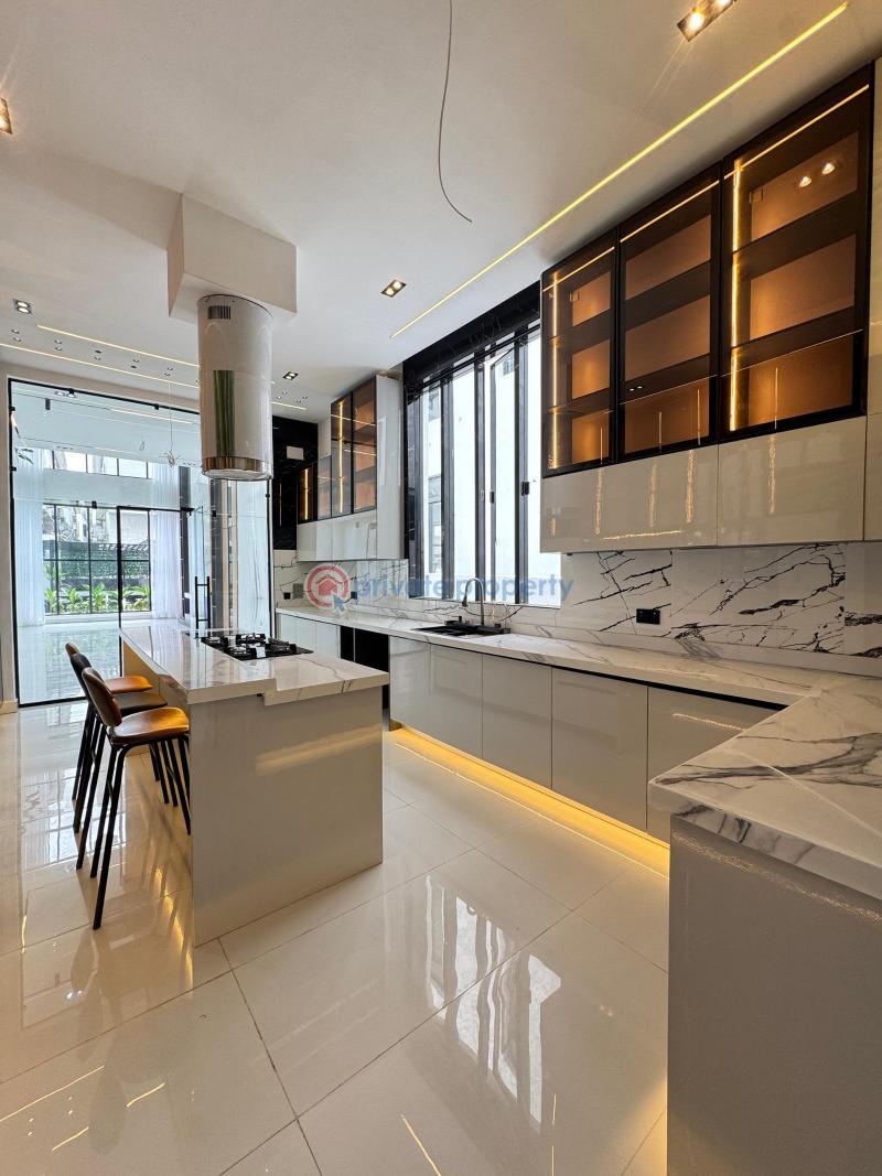 5 bedroom Duplex For Sale Chevron Lekki Chevron Drive Lekki Lagos - 17