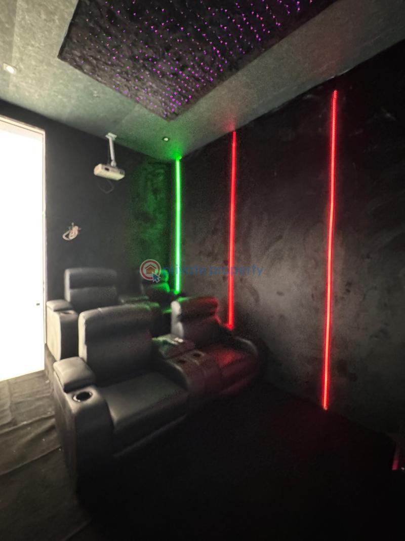 5 bedroom Duplex For Sale Chevron Lekki Chevron Drive Lekki Lagos - 8