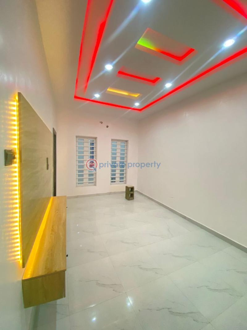 4 bedroom Semi detached Duplex For Sale Yusuf Estate Ifako-Ijaiye Lagos - 8