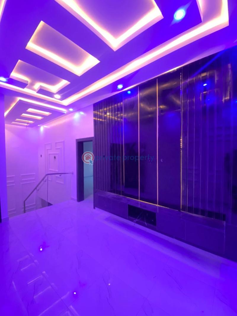 4 bedroom Semi detached Duplex For Sale Yusuf Estate Ifako-Ijaiye Lagos - 5