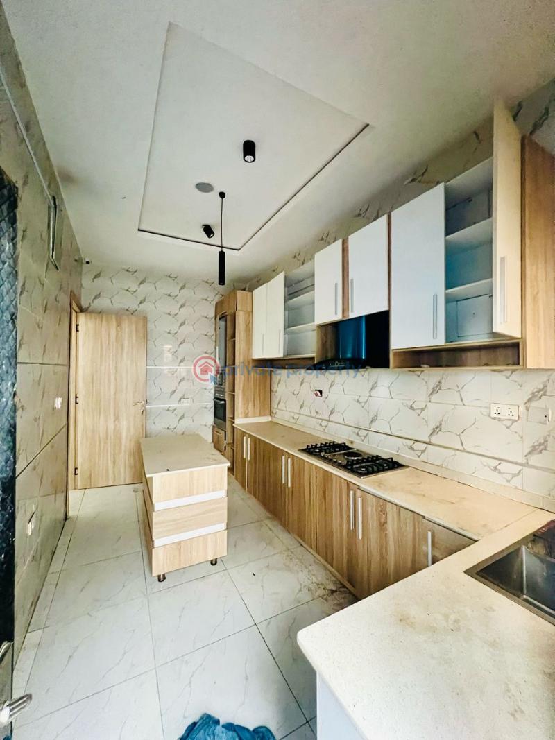 4 bedroom Terraced Duplex For Rent Along Lekki Expressway Lagos - 6