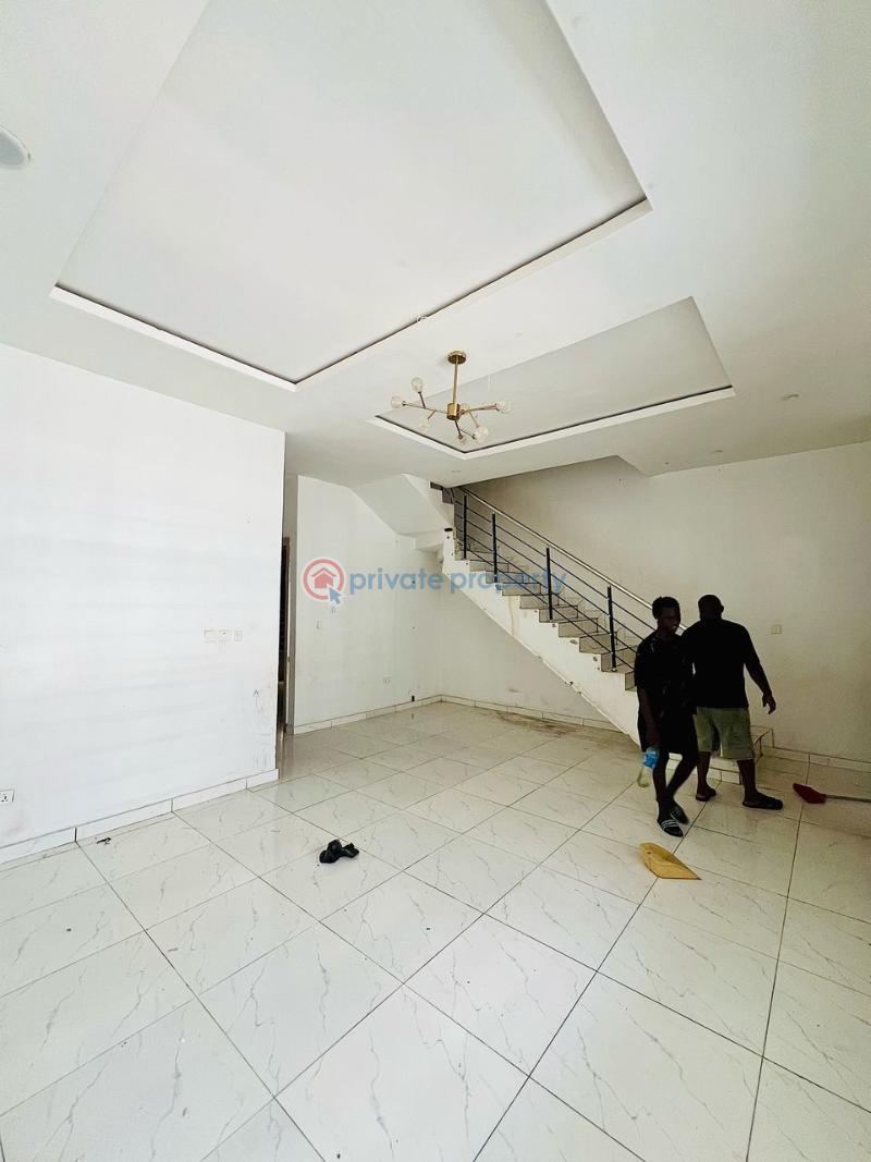 4 bedroom Terraced Duplex For Rent Along Lekki Expressway Lagos - 4