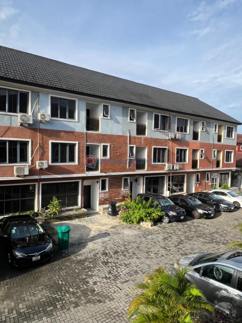 4 bedroom Terraced Duplex For Rent Osapa Lekki Lagos - 0