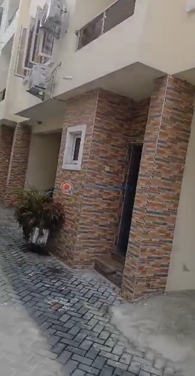 4 bedroom Terraced Duplex For Rent Victoria Island Lagos - 0
