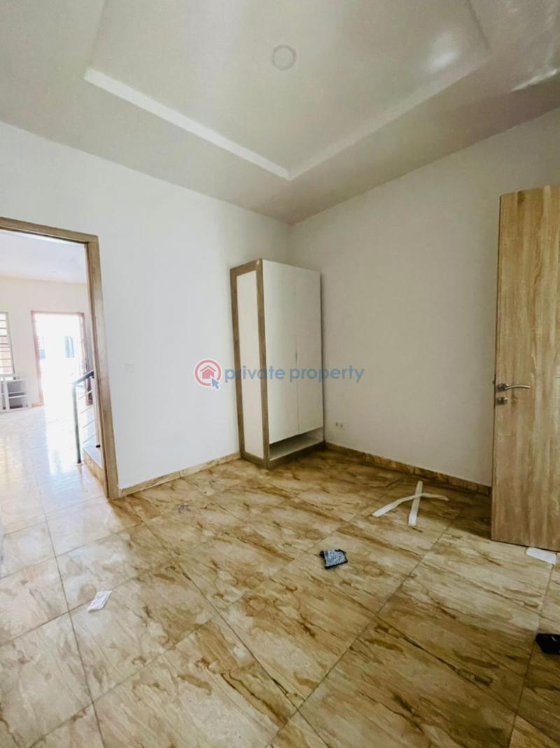 4bedroom terrace duplex - 1 4 bedroom Terrace For Sale Vgc (harris Drive) Lekki Lagos - 1