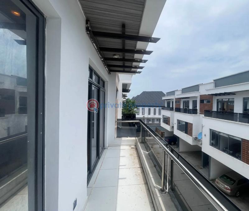 4 bedroom Terraced Duplex For Rent Ologolo Lekki Lagos - 11